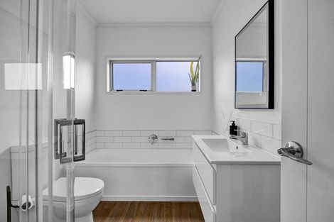 Photo of property in 5a Hinz Lane, Bell Block, New Plymouth, 4312