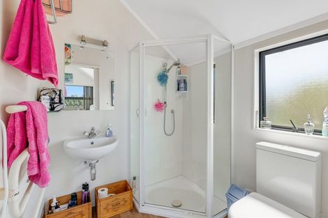 Photo of property in 12 Mariner Drive, Gulf Harbour, Whangaparaoa, 0930