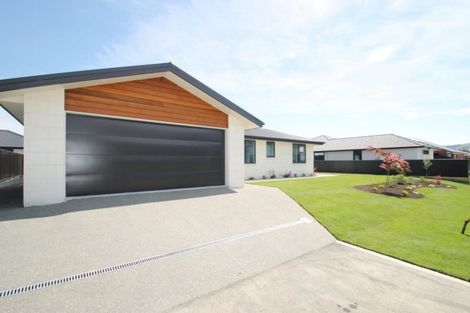 Photo of property in 32 Owhiro Avenue, Mosgiel, 9024
