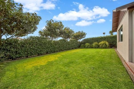 Photo of property in 8 Dolphin Parade, Bell Block, New Plymouth, 4312