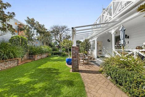 Photo of property in 3 Richmond Street, Fitzroy, New Plymouth, 4312