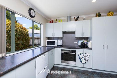 Photo of property in 8 Carlow Grove, Birchville, Upper Hutt, 5018