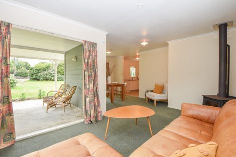 Photo of property in 24 Moreton Road, Carterton, 5713