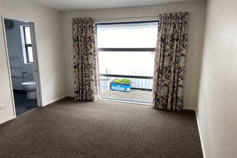 Photo of property in 30 Packard Crescent, Halswell, Christchurch, 8025