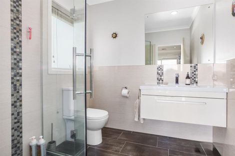 Photo of property in 53 Endeavour Drive, Whitby, Porirua, 5024