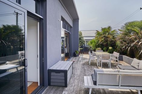 Photo of property in 50a Steyne Avenue, Plimmerton, Porirua, 5026