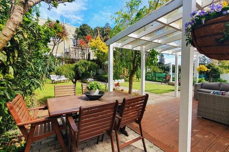 Photo of property in 383 Saint Aubyn Street, Moturoa, New Plymouth, 4310