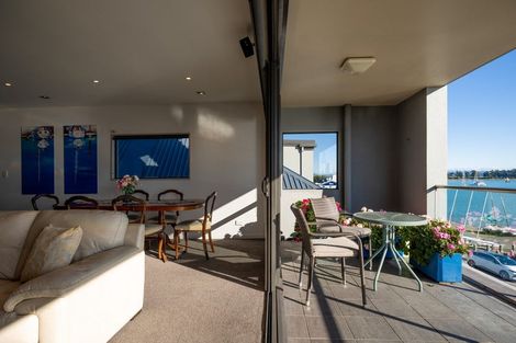 Photo of property in Waterfront Apartments, 8/309 Wakefield Quay, Stepneyville, Nelson, 7010