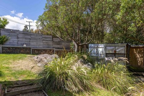 Photo of property in 29 Te Papau Crescent, Diamond Harbour, 8972