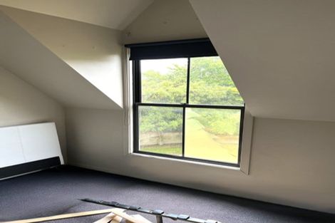 Photo of property in 15 Ruapehu Drive, Fitzherbert, Palmerston North, 4410