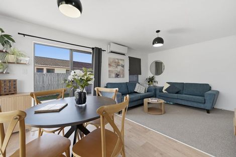 Photo of property in 406a Ngatai Road, Bellevue, Tauranga, 3110