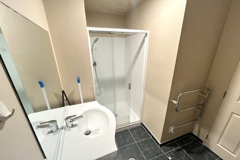 Photo of property in Atrium Apartments, 2c/154 The Terrace, Wellington Central, Wellington, 6011