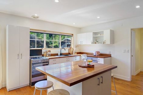 Photo of property in 98 Rahui Road, Otaki, 5512