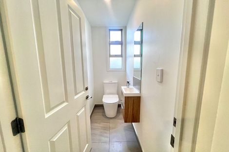 Photo of property in 323 Cambridge Terrace, Christchurch Central, Christchurch, 8013