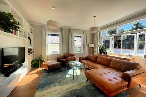 Photo of property in 22 Plunket Street, Kelburn, Wellington, 6012