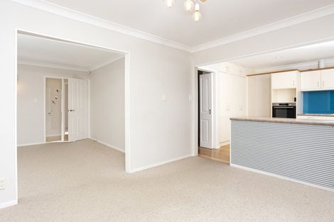 Photo of property in 2/6 Venus Place, Half Moon Bay, Auckland, 2012