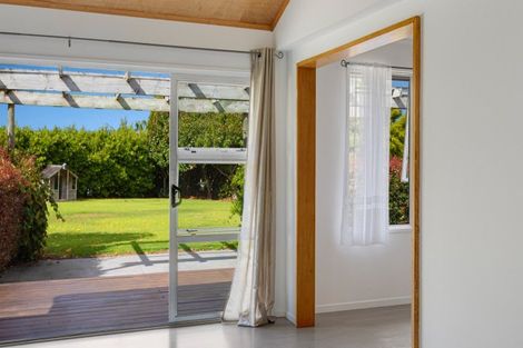 Photo of property in 18 Awhitu Road, Kerikeri, 0230