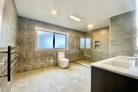 Photo of property in 27 Colliston Rise, Pinehill, Auckland, 0632