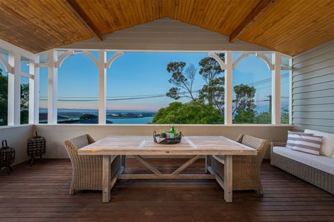 Photo of property in 52 Saint Andrews Hill Road, Mount Pleasant, Christchurch, 8081