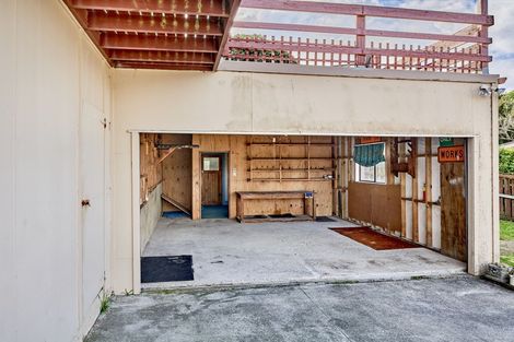 Photo of property in 10 Finn Place, Titahi Bay, Porirua, 5022