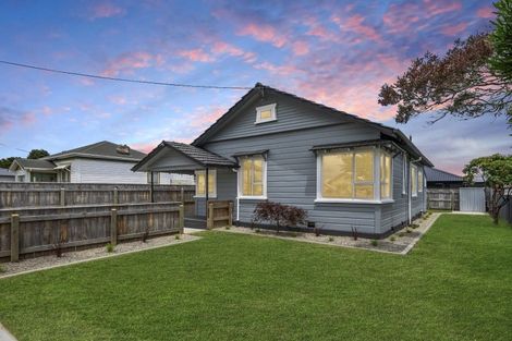 Photo of property in 21 Victoria Street, Levin, 5510