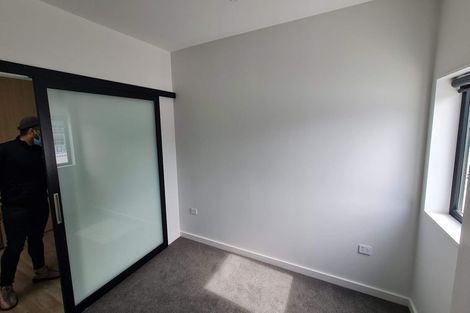 Photo of property in 4/16 Home Street, Mount Victoria, Wellington, 6011