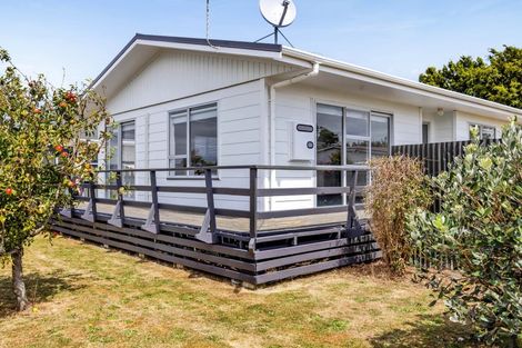 Photo of property in 6 Manuka Place, Hawera, 4610