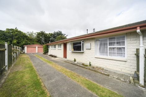 Photo of property in 23 Humphries Place, Awapuni, Palmerston North, 4412
