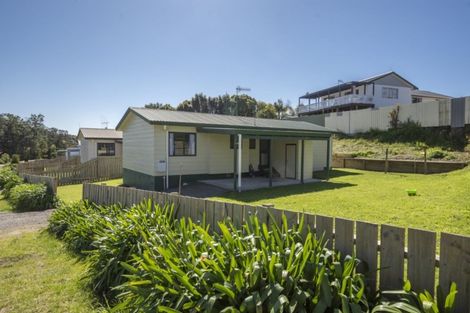 Photo of property in 2 Farrow Way, Welcome Bay, Tauranga, 3112