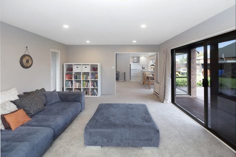 Photo of property in 271 Queenspark Drive, Parklands, Christchurch, 8083