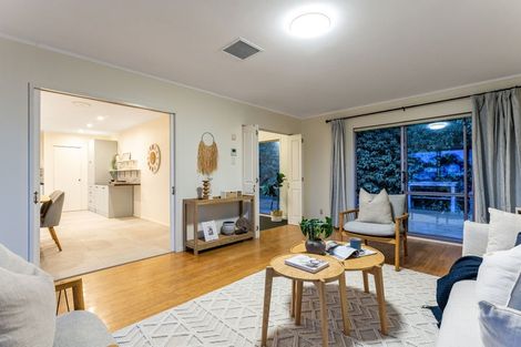 Photo of property in 11 The Anchorage, Whitby, Porirua, 5024