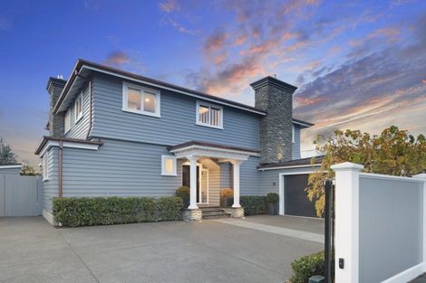 Photo of property in 107 Office Road, Merivale, Christchurch, 8014