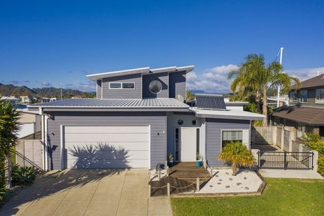 Photo of property in 17 Aquila Drive, Whitianga, 3510