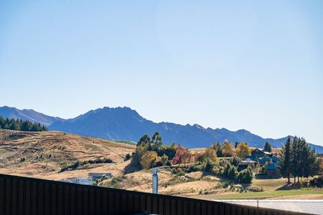 Photo of property in 23 The Heights Avenue, Wanaka, 9305