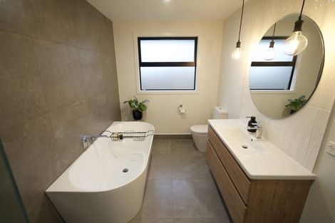 Photo of property in 23a Karina Terrace, Roslyn, Palmerston North, 4414