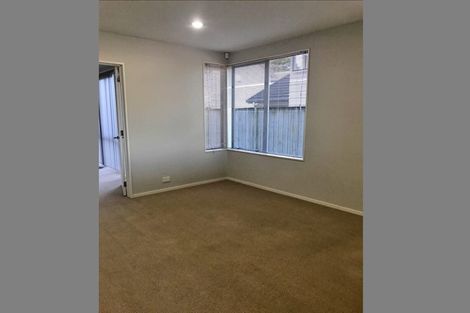 Photo of property in 35 Magma Crescent, Stonefields, Auckland, 1072