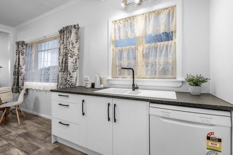 Photo of property in 575 Tay Street, Hawthorndale, Invercargill, 9810