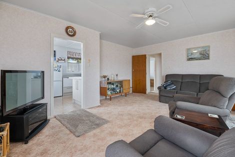 Photo of property in 13 Pukeko Place, Tokoroa, 3420