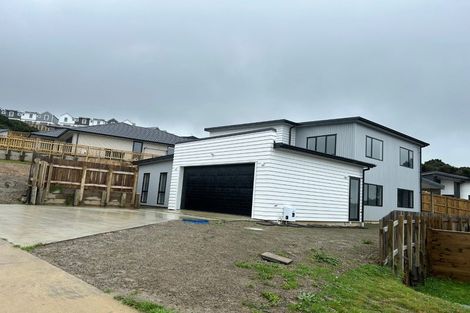 Photo of property in 21 Topsail Way, Whitby, Porirua, 5024