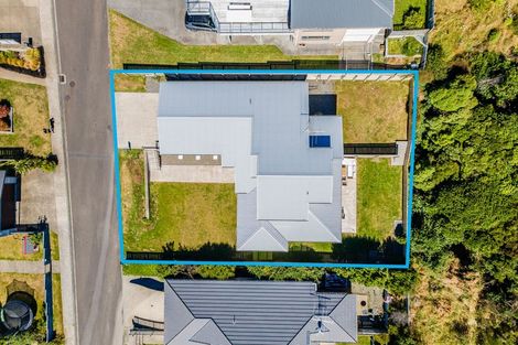 Photo of property in 31 Aspiring Terrace, Aotea, Porirua, 5024