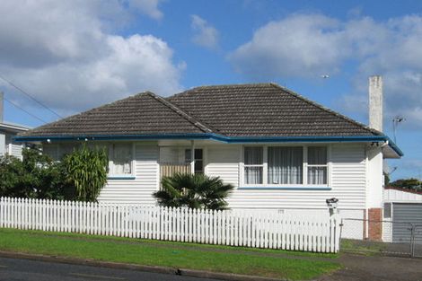 Photo of property in 289 Bairds Road, Otara, Auckland, 2023