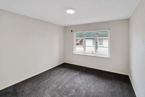 Photo of property in 2 Argyle Grove, Trentham, Upper Hutt, 5018