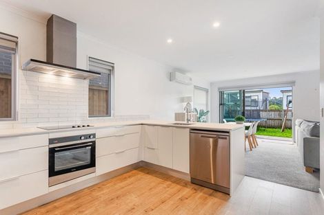 Photo of property in 36 Vincent Mcgrath Crescent, Swanson, Auckland, 0614