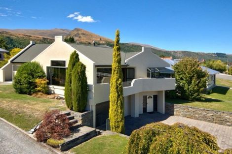 Photo of property in 20 Cotter Avenue, Arrowtown, 9302