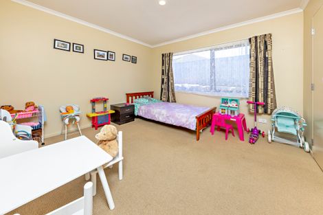 Photo of property in 15 Killeen Place, Flat Bush, Auckland, 2019