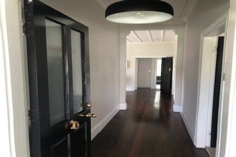 Photo of property in 2/25 Rugby Road, Birkenhead, Auckland, 0626