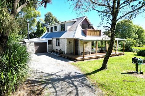 Photo of property in 184 Golf Links Road, Kaiata, Greymouth, 7805