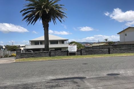 Photo of property in 106b Karewa Parade, Papamoa Beach, Papamoa, 3118