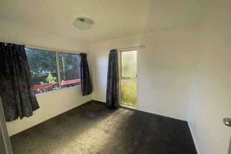 Photo of property in 779 East Coast Road, Northcross, Auckland, 0630