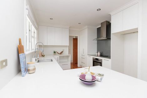 Photo of property in 15 Collier Avenue, Karori, Wellington, 6012